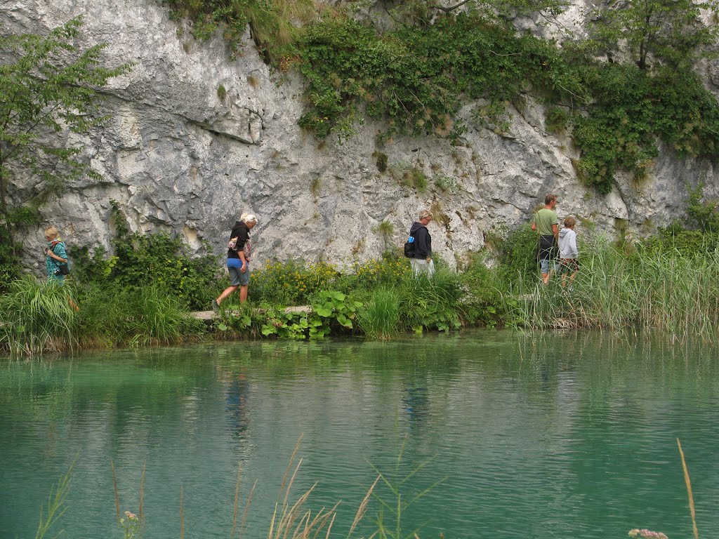 Plitvice, jezero Kaluderovac by Nameofrose