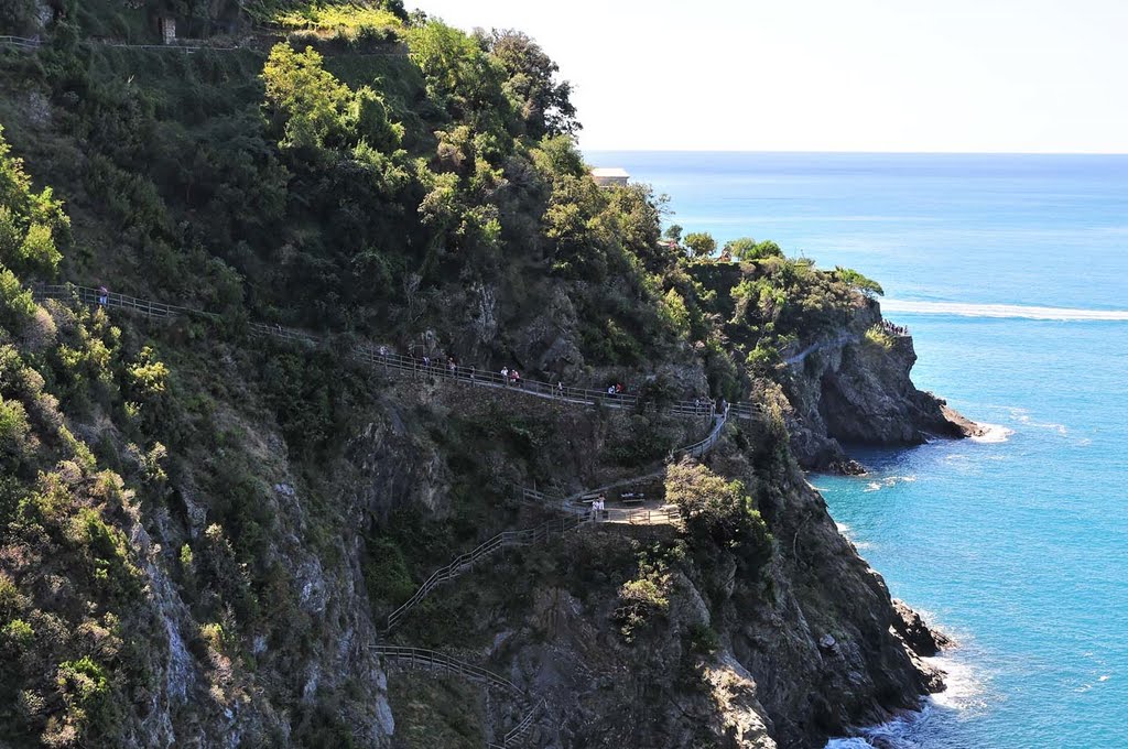 19017 Riomaggiore, Province of La Spezia, Italy by Machmut Mofidi