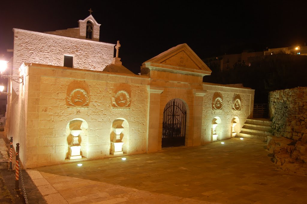 Santuario di santa Maria, chiesa di sant' Anna e cimitero 1 by Fabio Guagnano