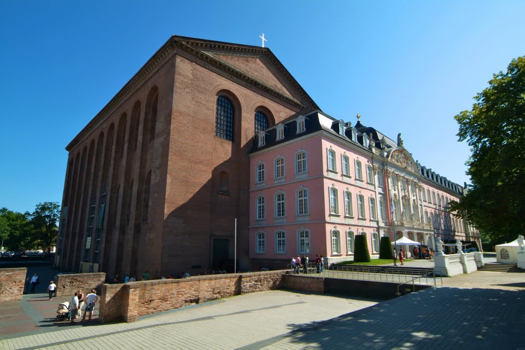 Trier, Konstantinbasilika by Oliver Grebenstein