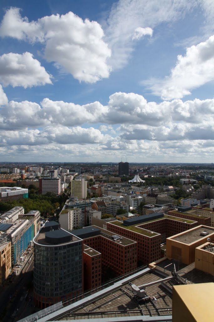 BL_16.09.2010_Berlin, über den Dächern der Stadt_Berlin, on the roofs of the city_VI by Bella Licht