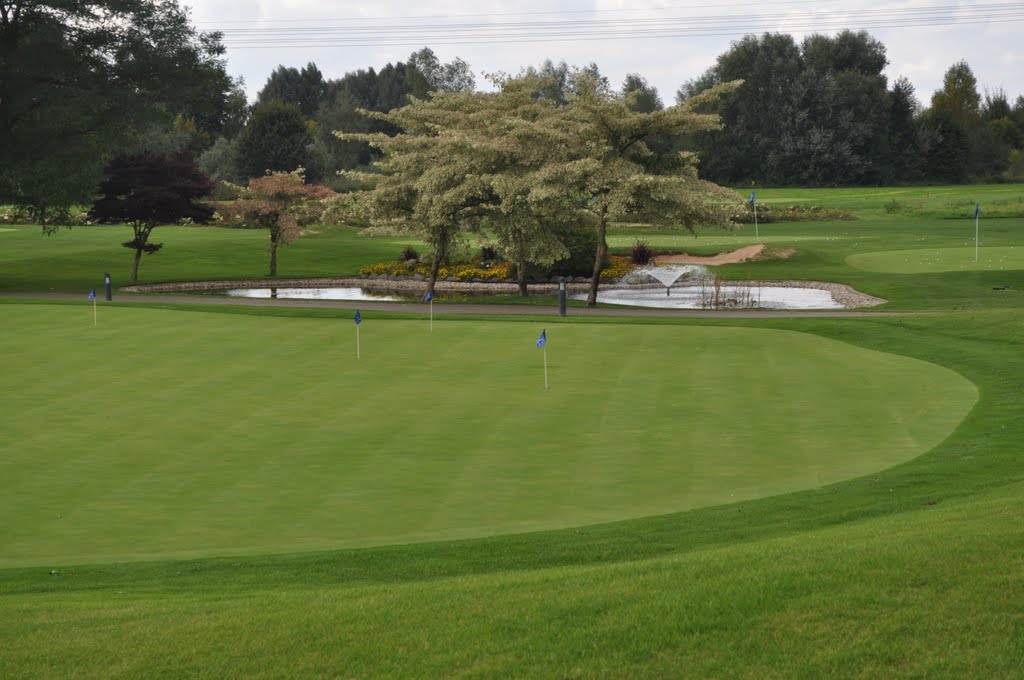 It´s good to touch the green green grass of home - Green vom Golf Club St. Leon-Rot von Siegfried Kremer by Siegfried Kremer Philippsburg