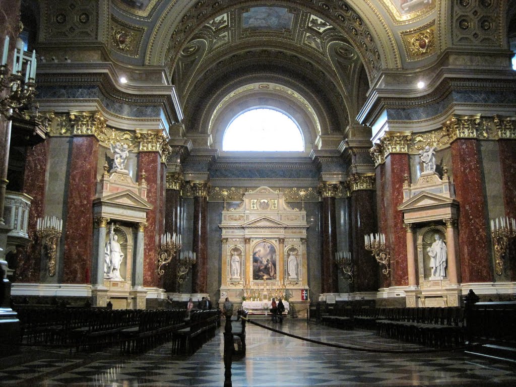 Inside St. Stephen's Basilica (Szent István-bazilika) by SeO