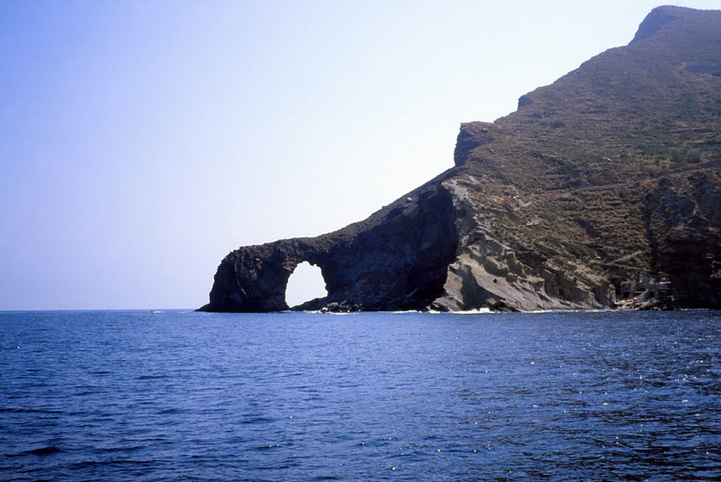 Salina, l'arco naturale di Pollara by Amedeo+Vittoria