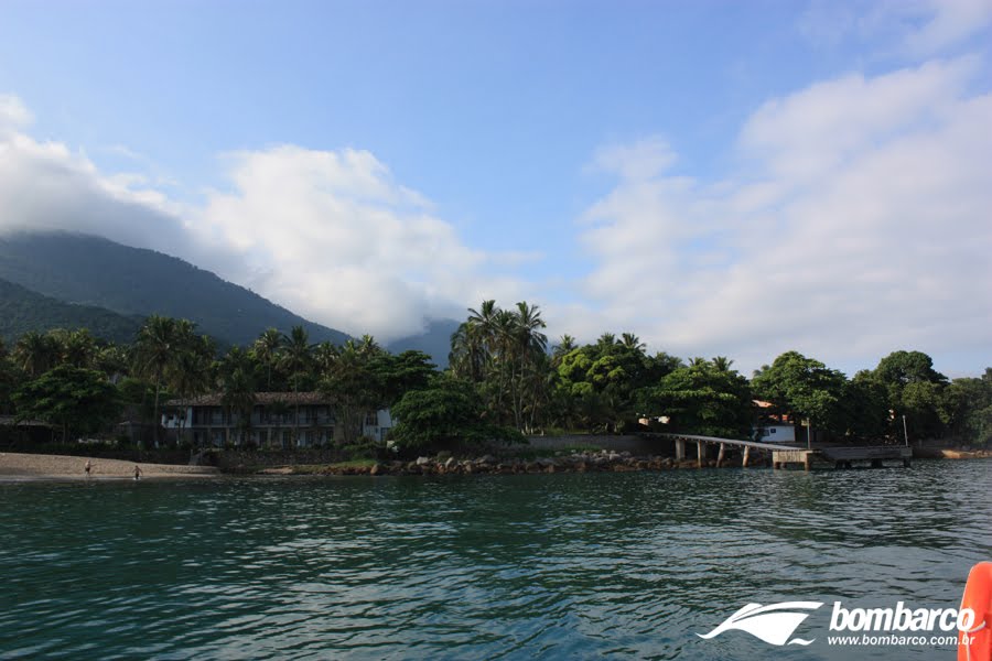 Praia da Feiticeira by site Bombarco