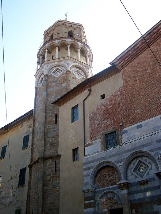 Pisa - Campanile della Chiesa di S. Nicola by egfa72