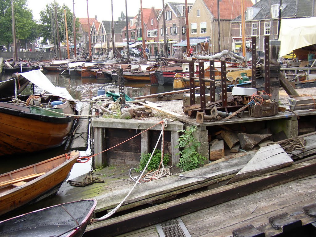 Spakenburg by H Korrel