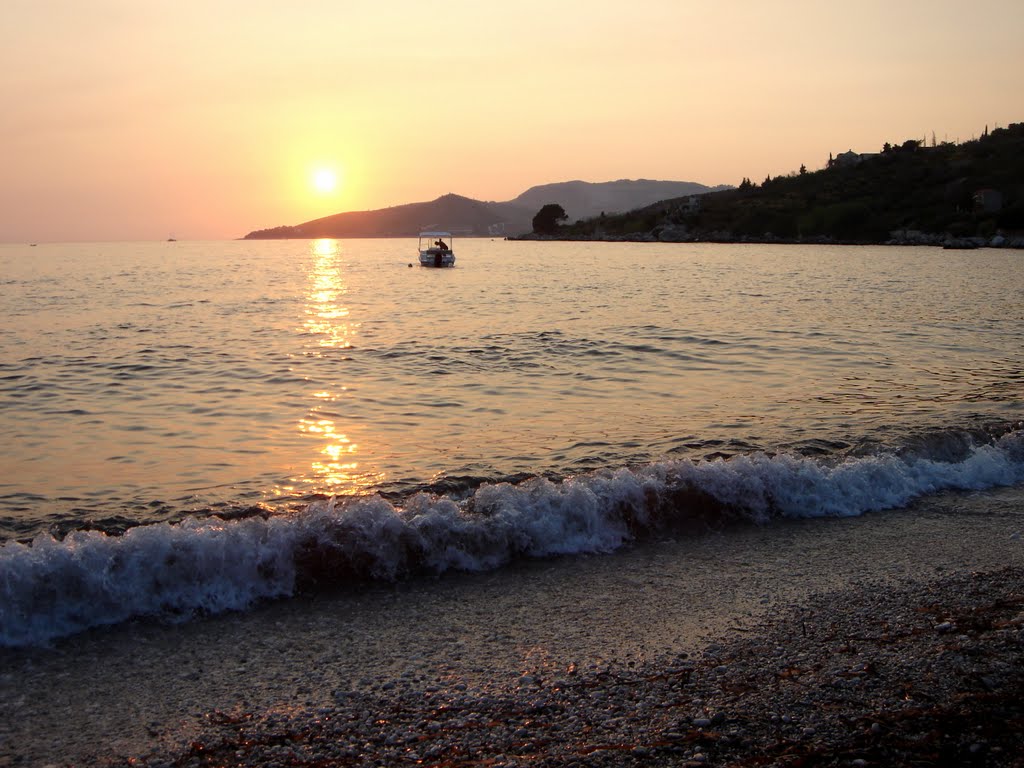 My beach in the evening... by ASSA_13