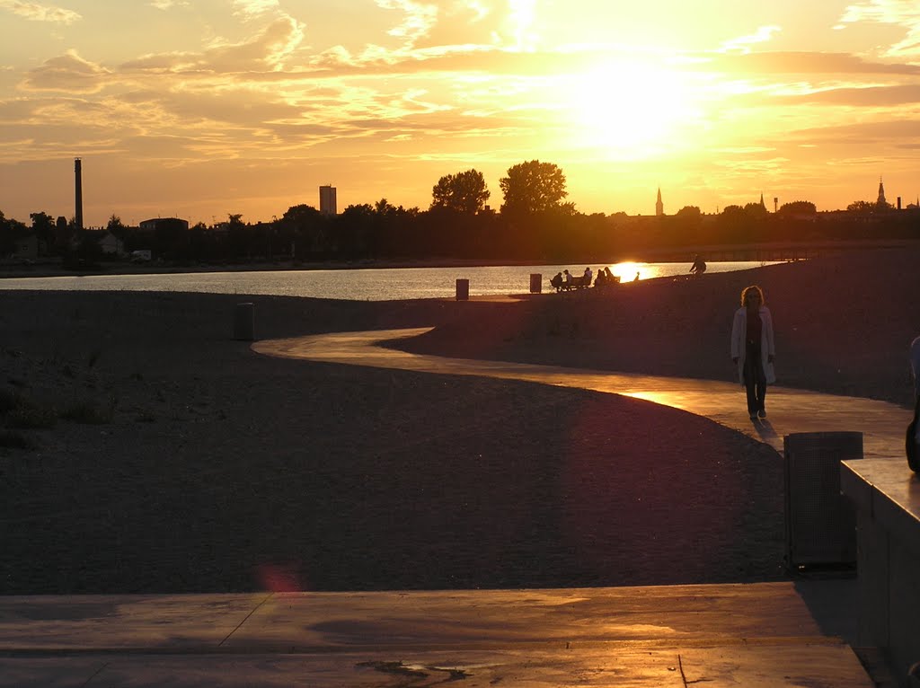 København august 2006, Amager Strandpark i lyset af den sidste sol by Jacobum7