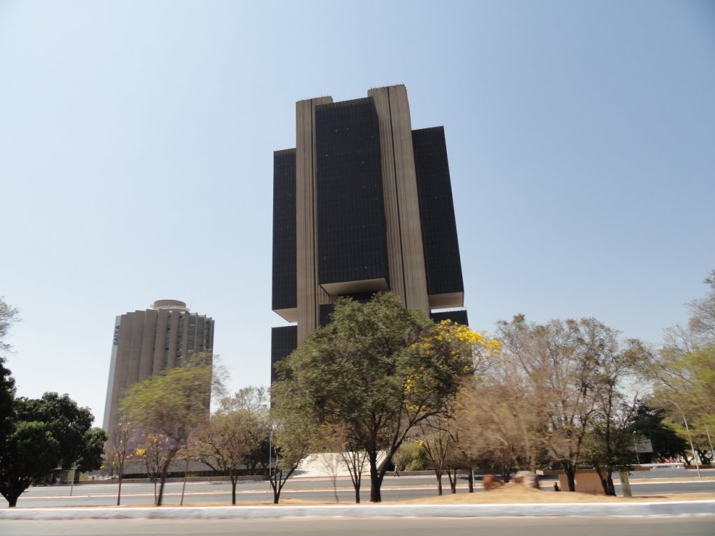 Brasília - DF: Banco Central do Brasil - 50 anos de Brasília by VaConferir Por Walte…