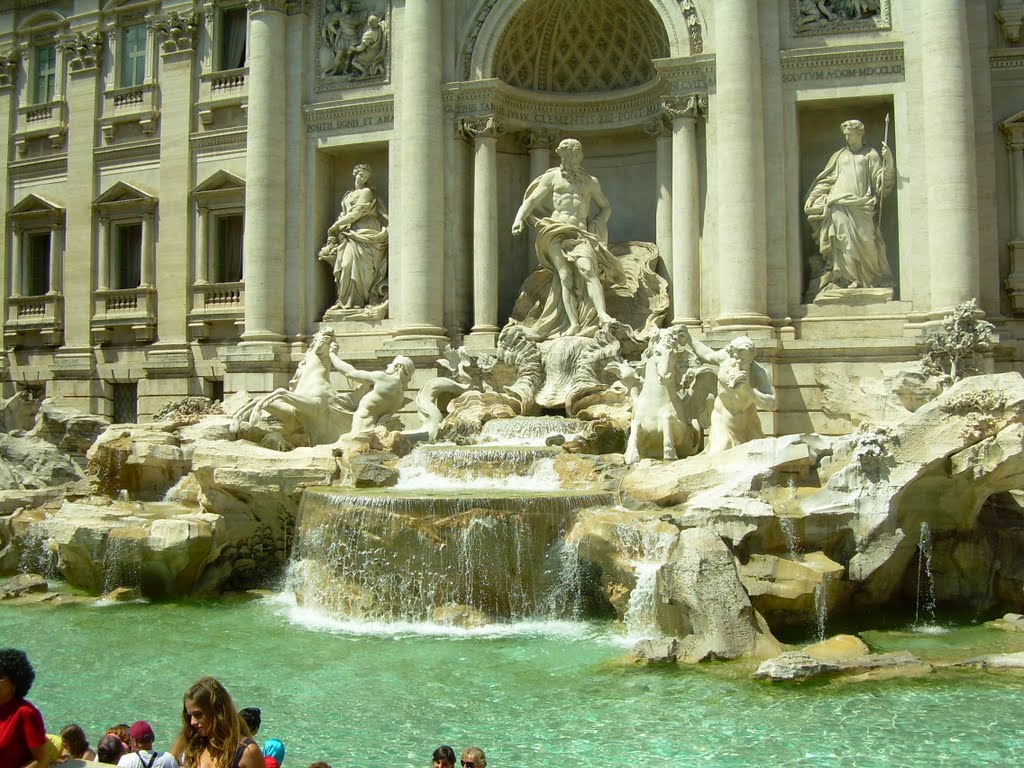 La Fontana di TREVI by Laurent Salato