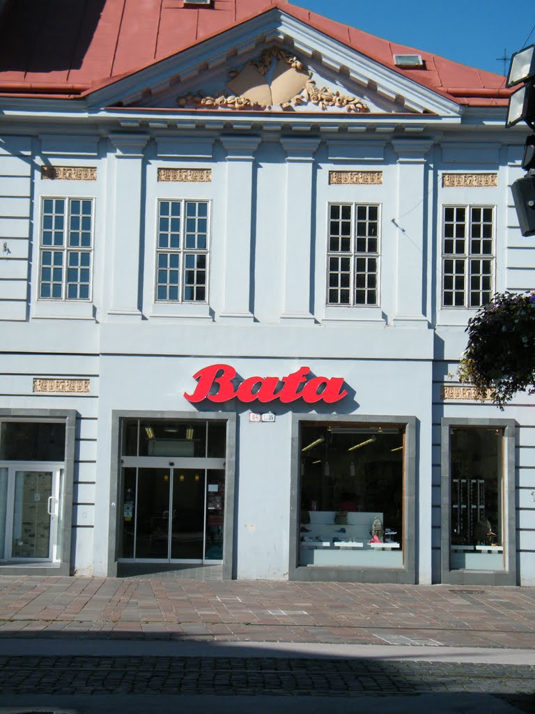 Bata Shop in Kosice by Gianfranco Miele