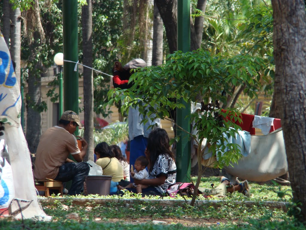 Living in the Park - across the train station, Asuncion, Paraguay by vgo8888