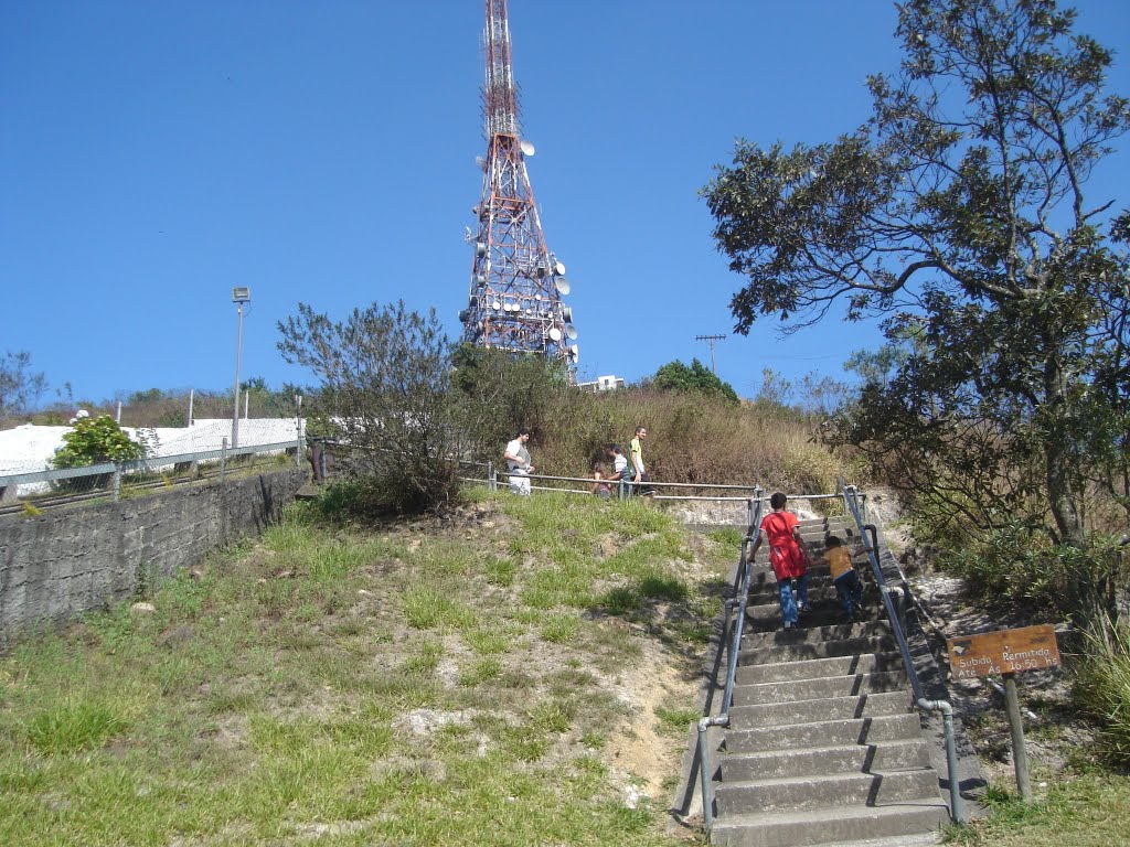 Pico de Jaraguá, Parque Estadual de Jaraguá. by Renato Viana Albarra…