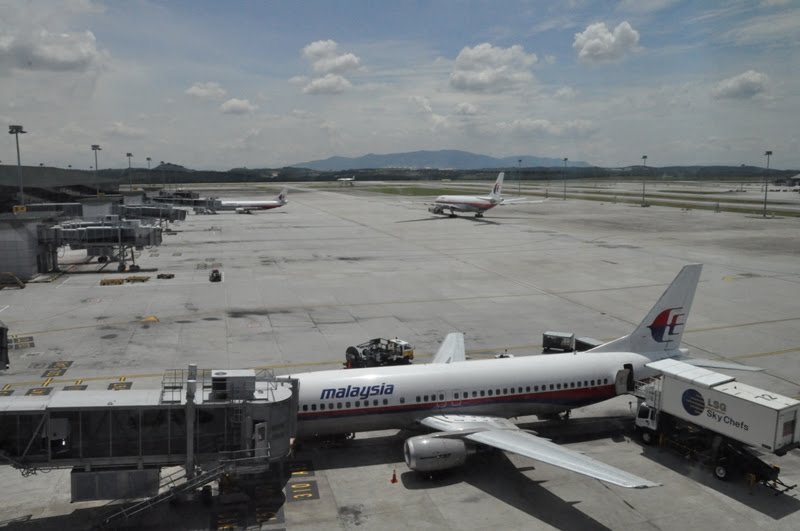 KUALA LUMPUR International Airport by mohd salim-yunus