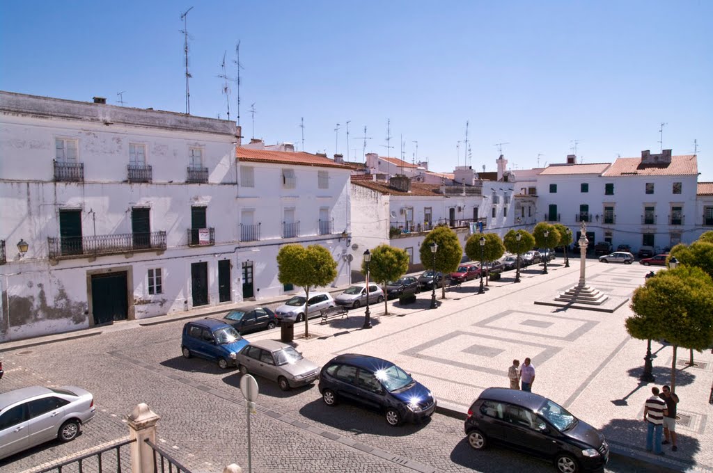 Plaza de la República by Bartolomé Muñoz