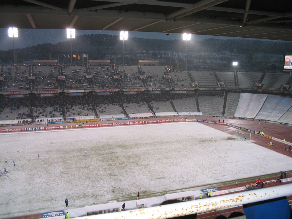 Neve en Barcelona (Montjuic) by taang