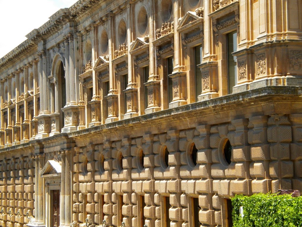 Palacio de Carlos V, Alhambra by Andrzej Armiński