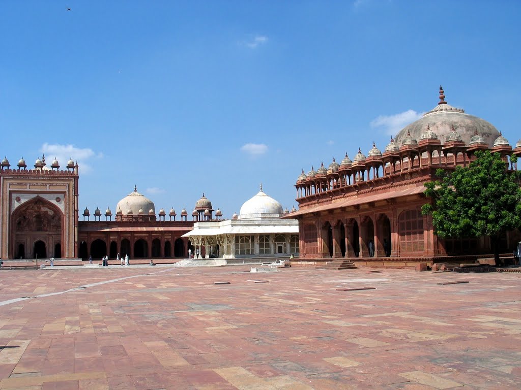 India Fatehpur Sikri by Fritz Hanke