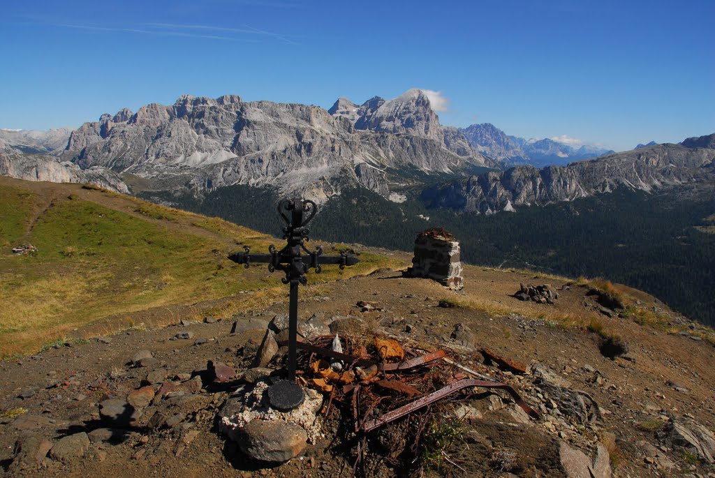 Le Tofane dal Col di Lana by nicolamorandi