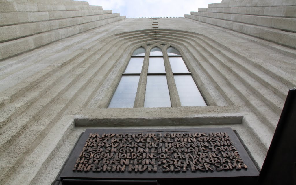 Hallgrimskirkja by Gilabert.M