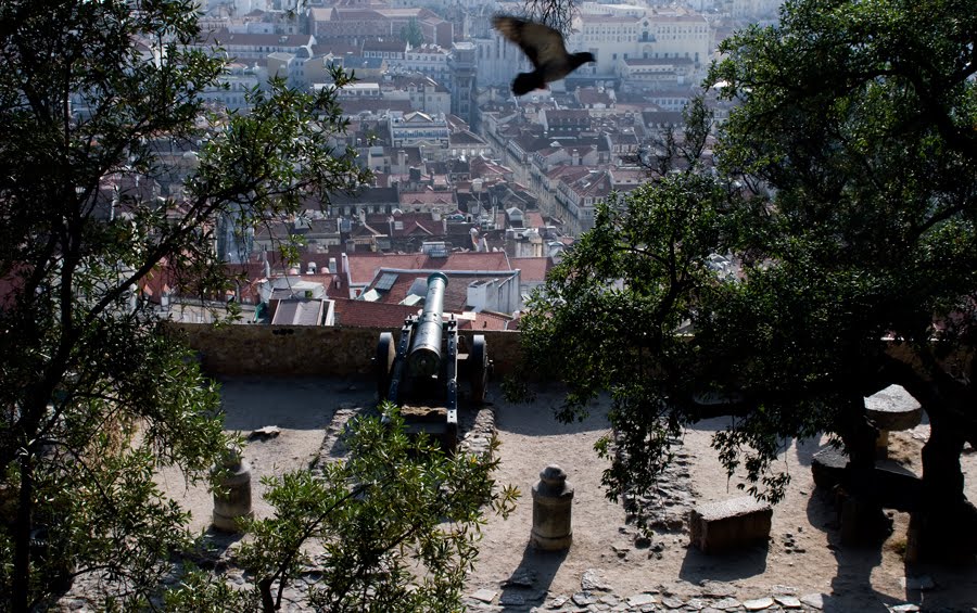 Desde Miradouro de Sao Jorge by Juan García Herráiz