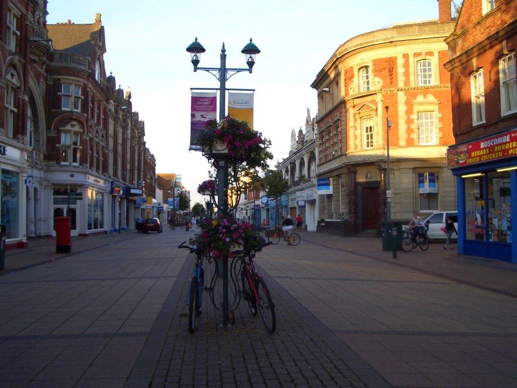 Pedestrian area in Boscombe by marrdda