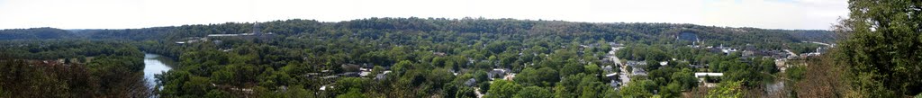 Frankfort KY Panramaview from Daniel Boones grave by Günter König