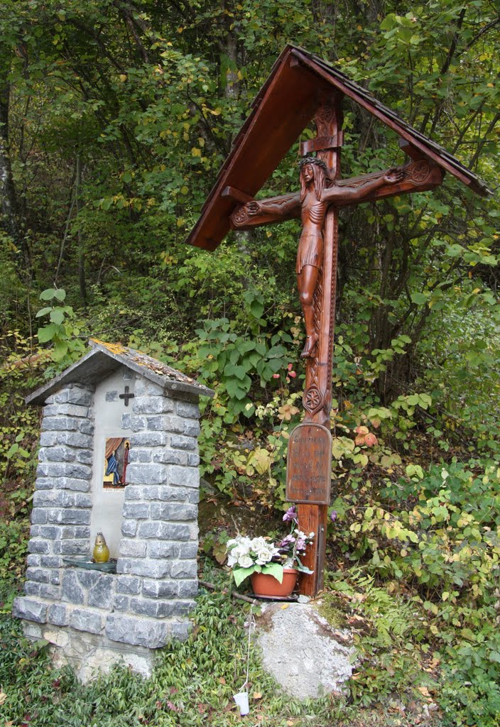 Grône - le chemin de Croix de Rite by Charly-G. Arbellay