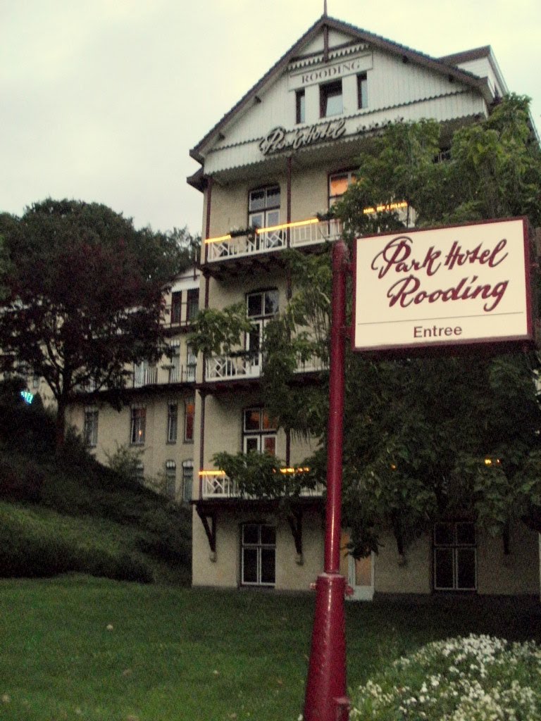 Hotel Rooding....Bekend in de Omgeving.........16 sep. 2010 by Gerold Vluggen