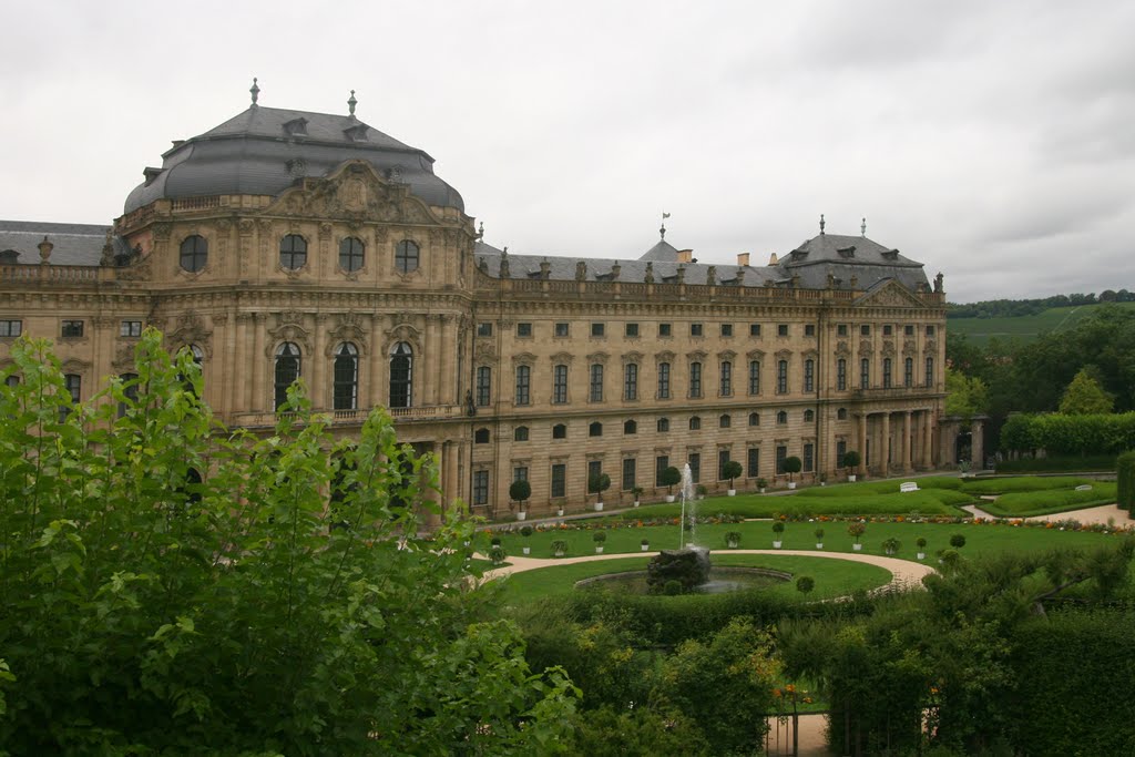 Würzburger Residenz und Hofgarten by ko hummel