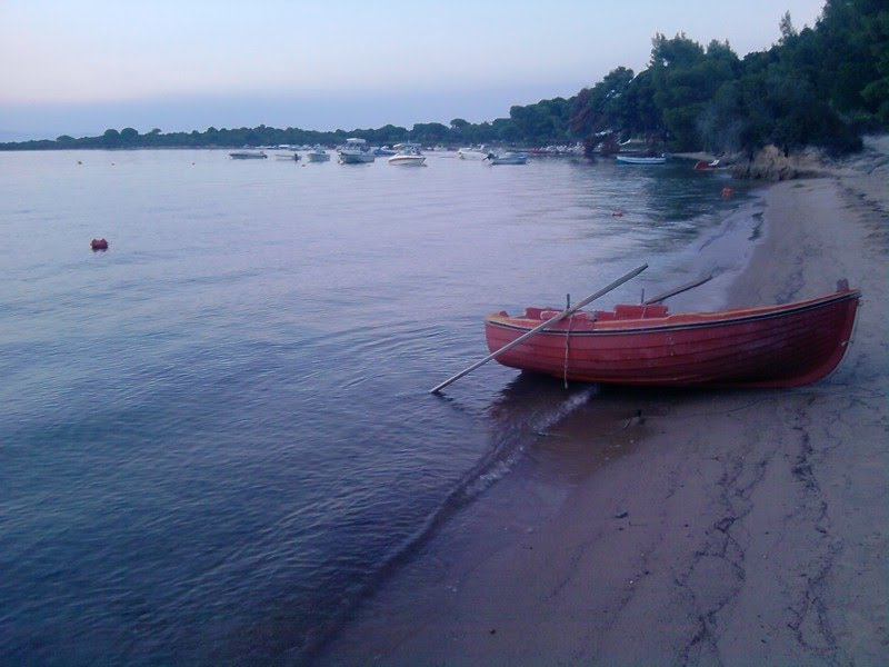 Beach red boat by zeronerone