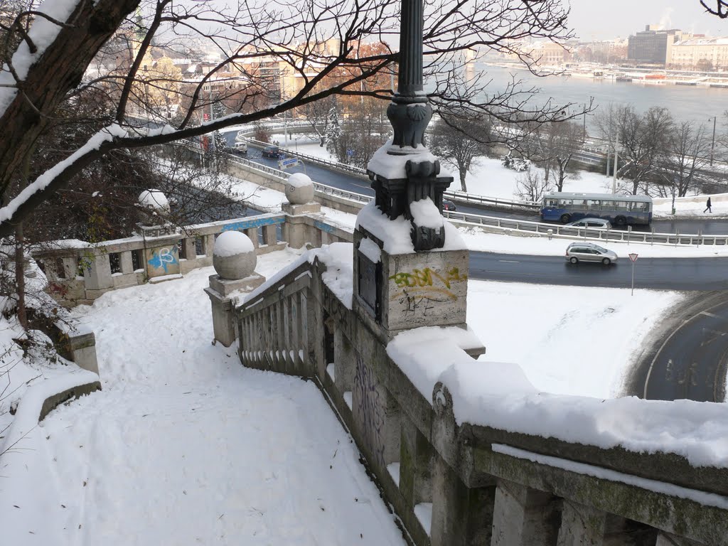 Téli budapest, gellért lépcső. by terala