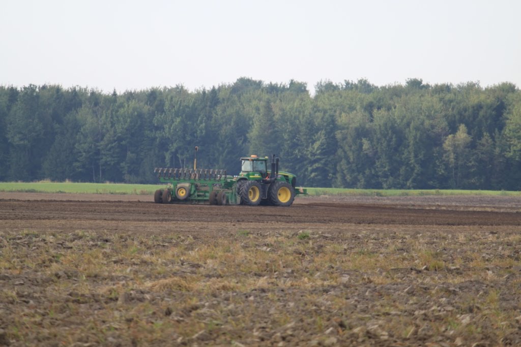 John Deere 9430 by Mountvic Holsteins