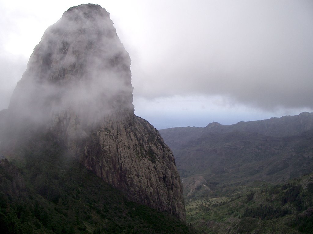 Roque de Agando, La Gomera by Arndt Stückemann