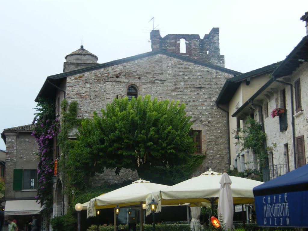 Sirmione Garda Lake by jo.yosi