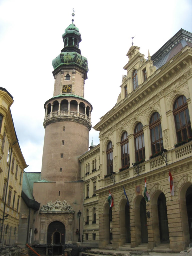 Fő tér (Main Square). Firewatch Tower and City Hall by Anuar T