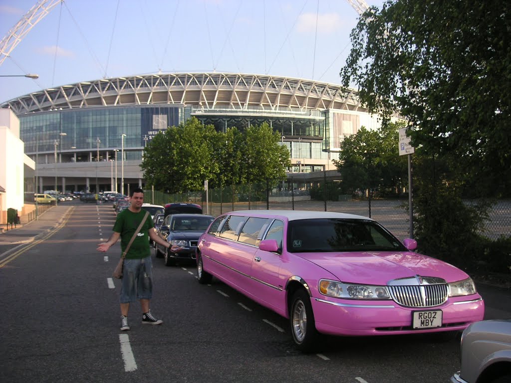 Limousinas en Wembley by alvaromarti