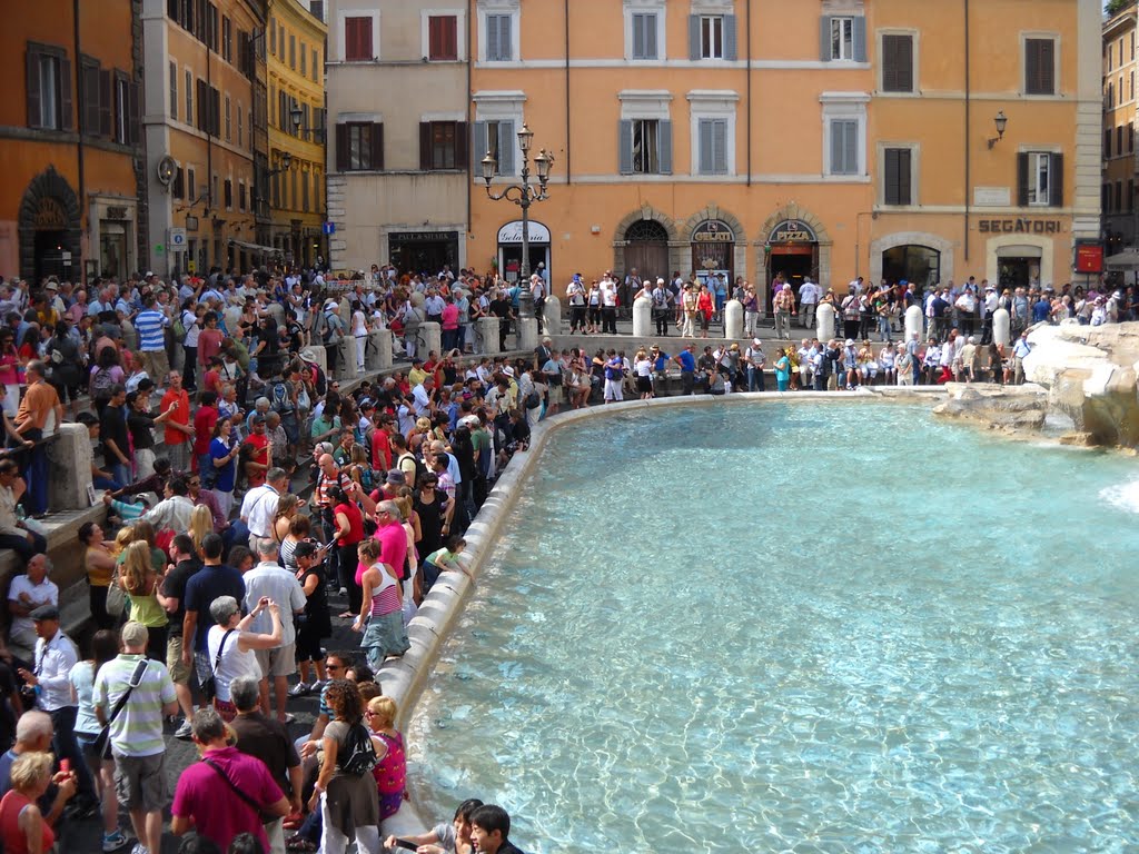 Roma fontana di trevi by ulaccotu