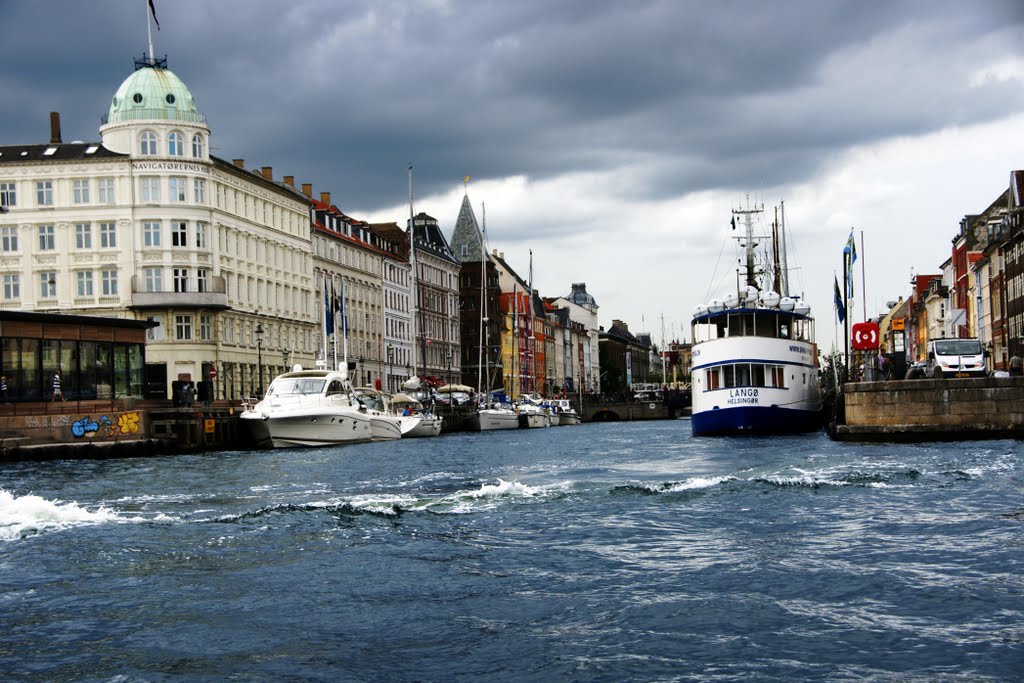 Nyhavn view by Andrey Sulitskiy