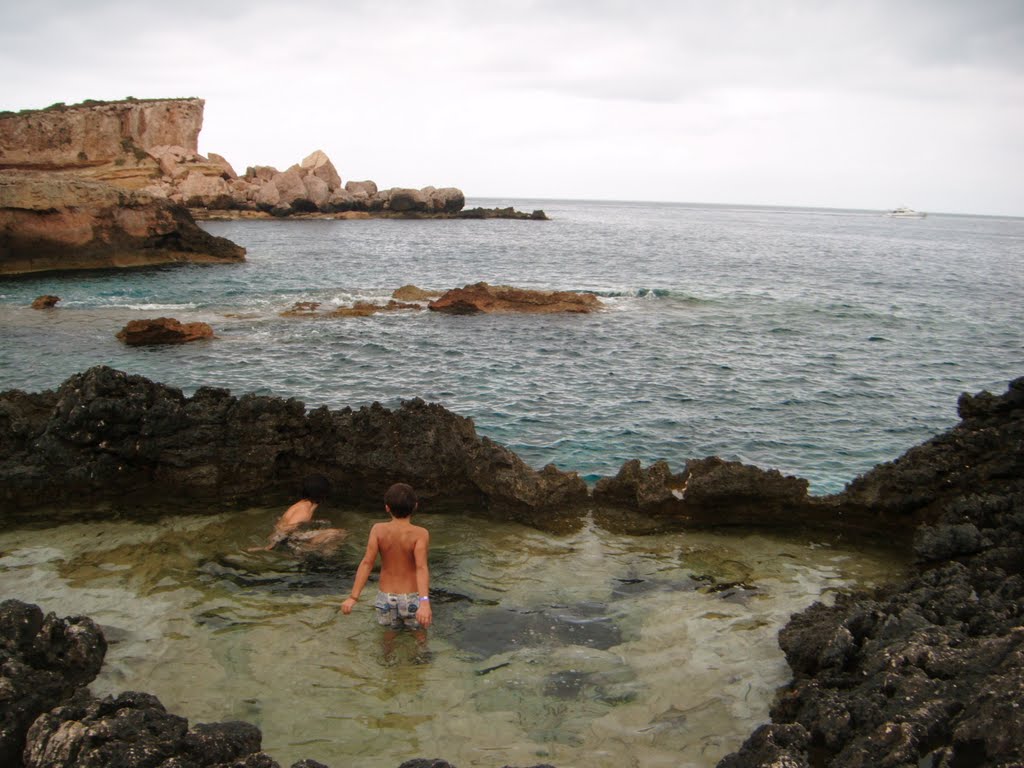 Piscinas naturales en bajamar by carlos mesa aguado