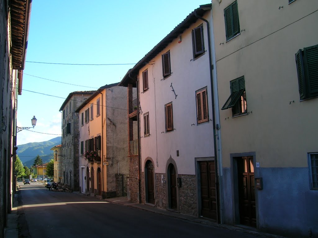 Pieve Fosciana by Jimmy Jamil