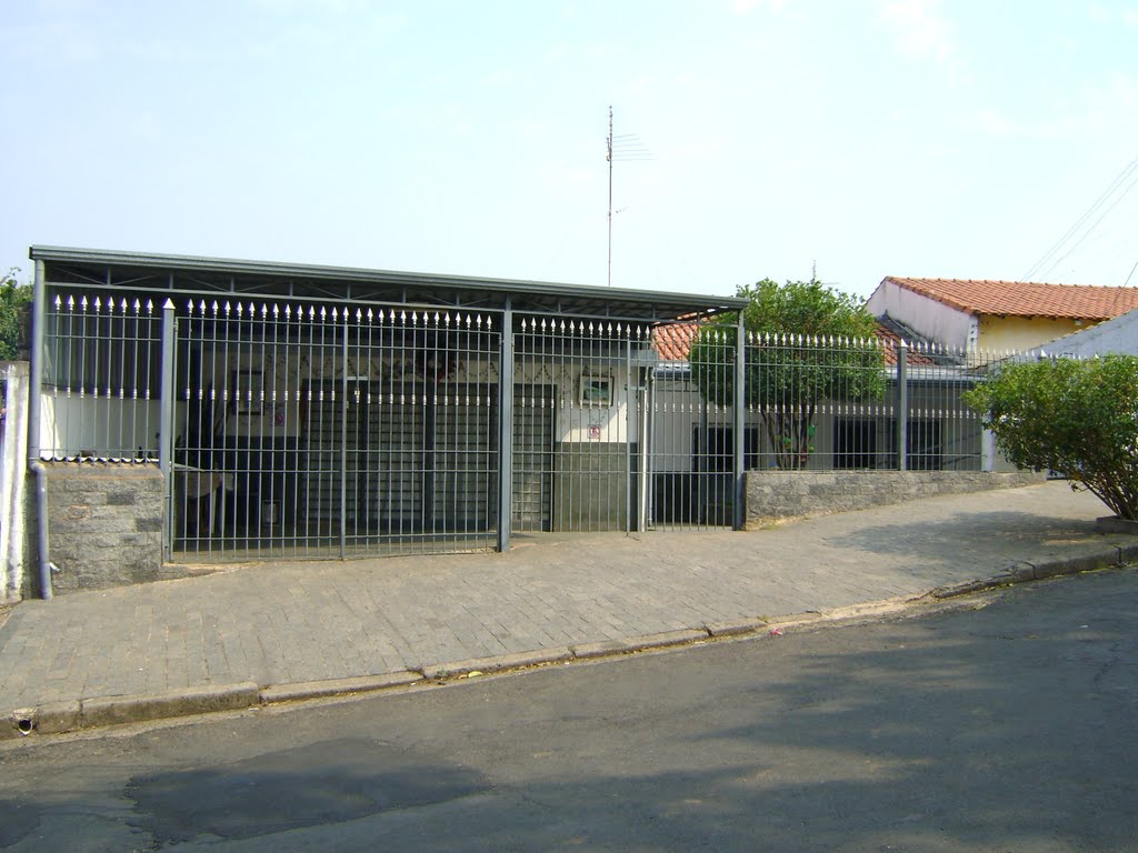 Bairro São Bernardo - espaço para a fé - Centro de Umbanda Mãe Maria by Alexander Denarelli