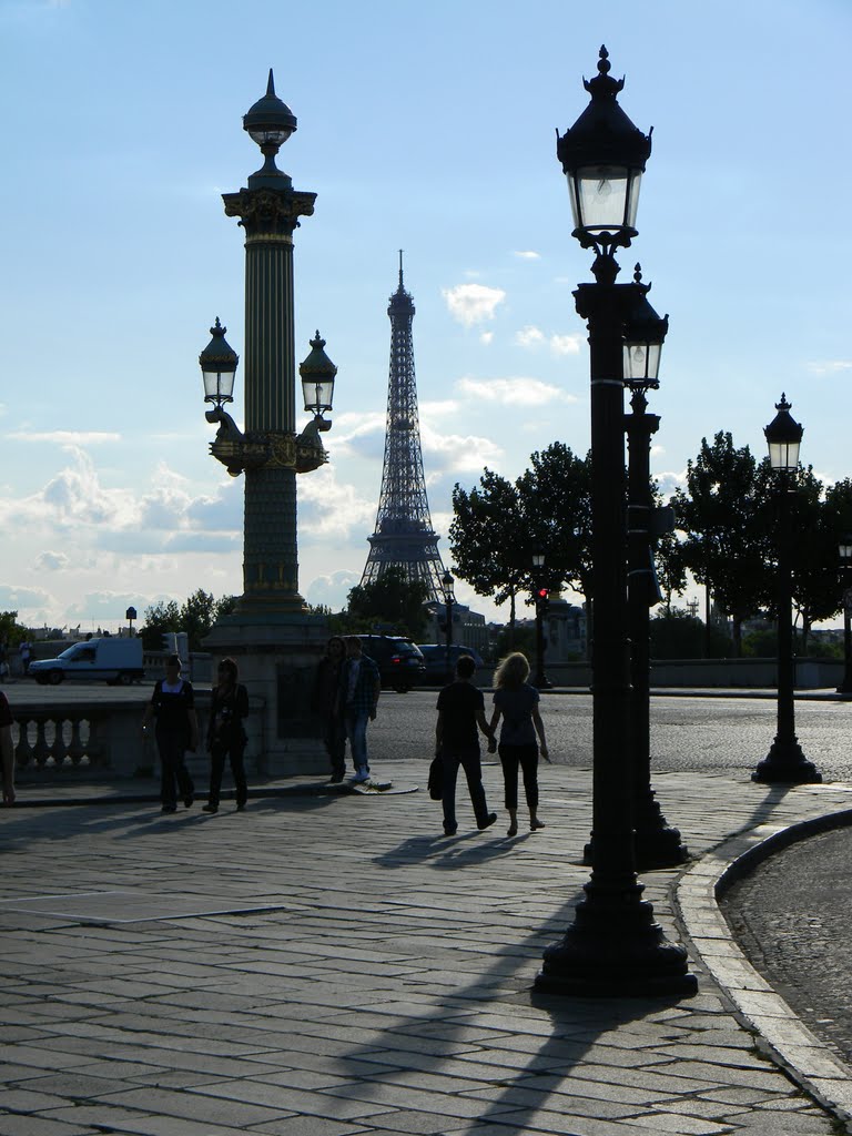 Silhouettes parisiennes by Dominick Kosciuk