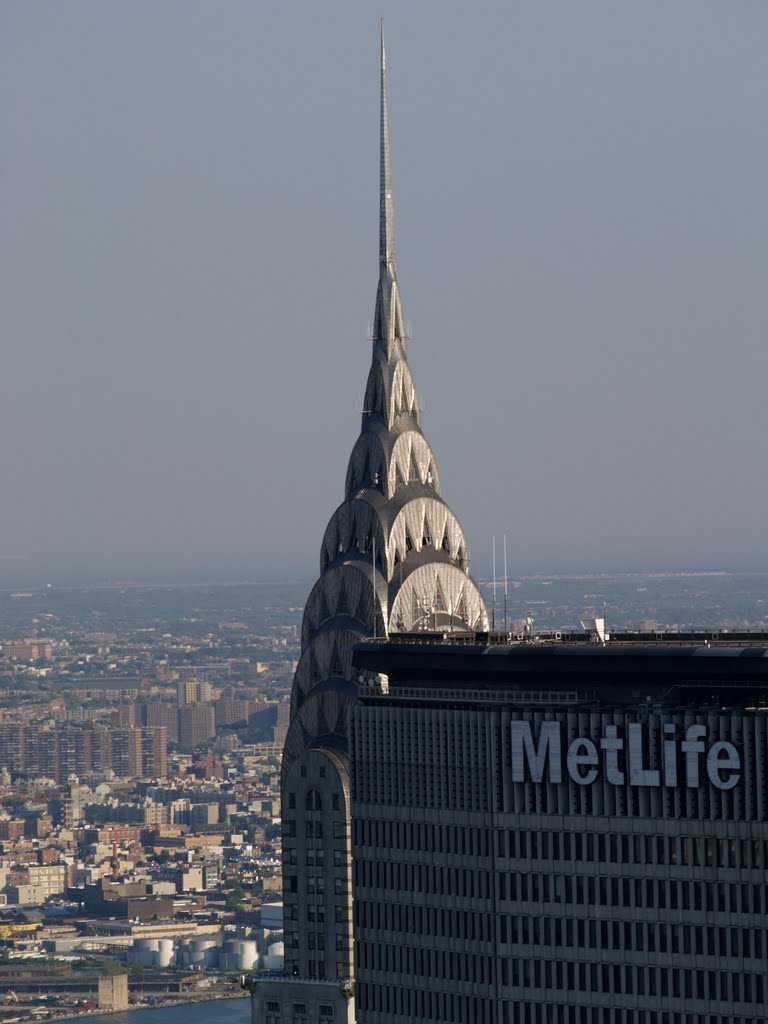 Chrysler and met life buildings by Félix Sánchez