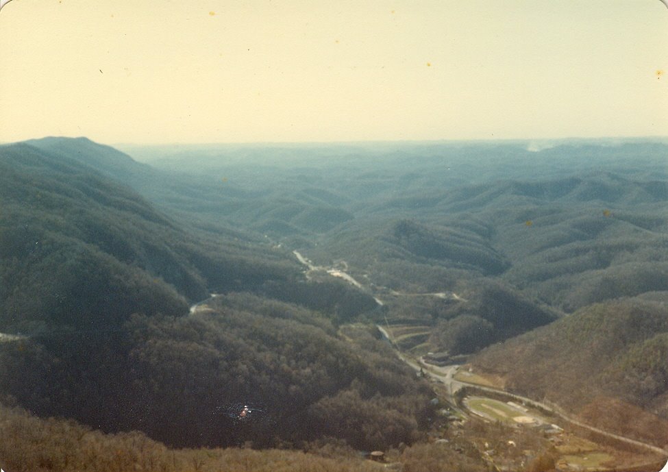 View of Pine Mtn. on the Va.-Ky. state line looking west photo taken from the top of the radio broadcast tower by vnvetlester