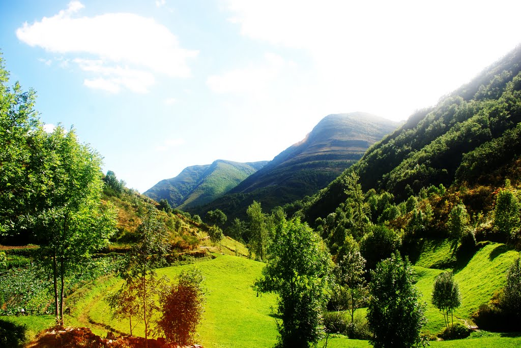 Alrededores de Visuña by sergio lopez barreir…