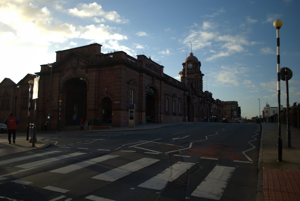 Nottingham Midland Station by Rob Shelton