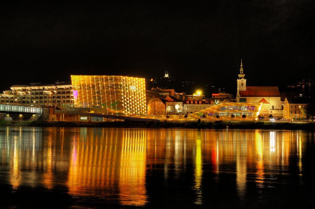 ARS ELECTRONICA CENTER by Josef Falkner