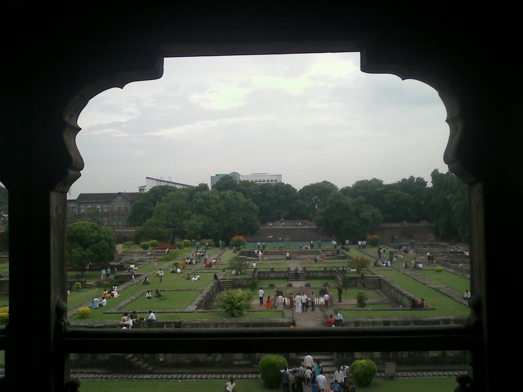 Window view of shaniwarwafa... by samdj81